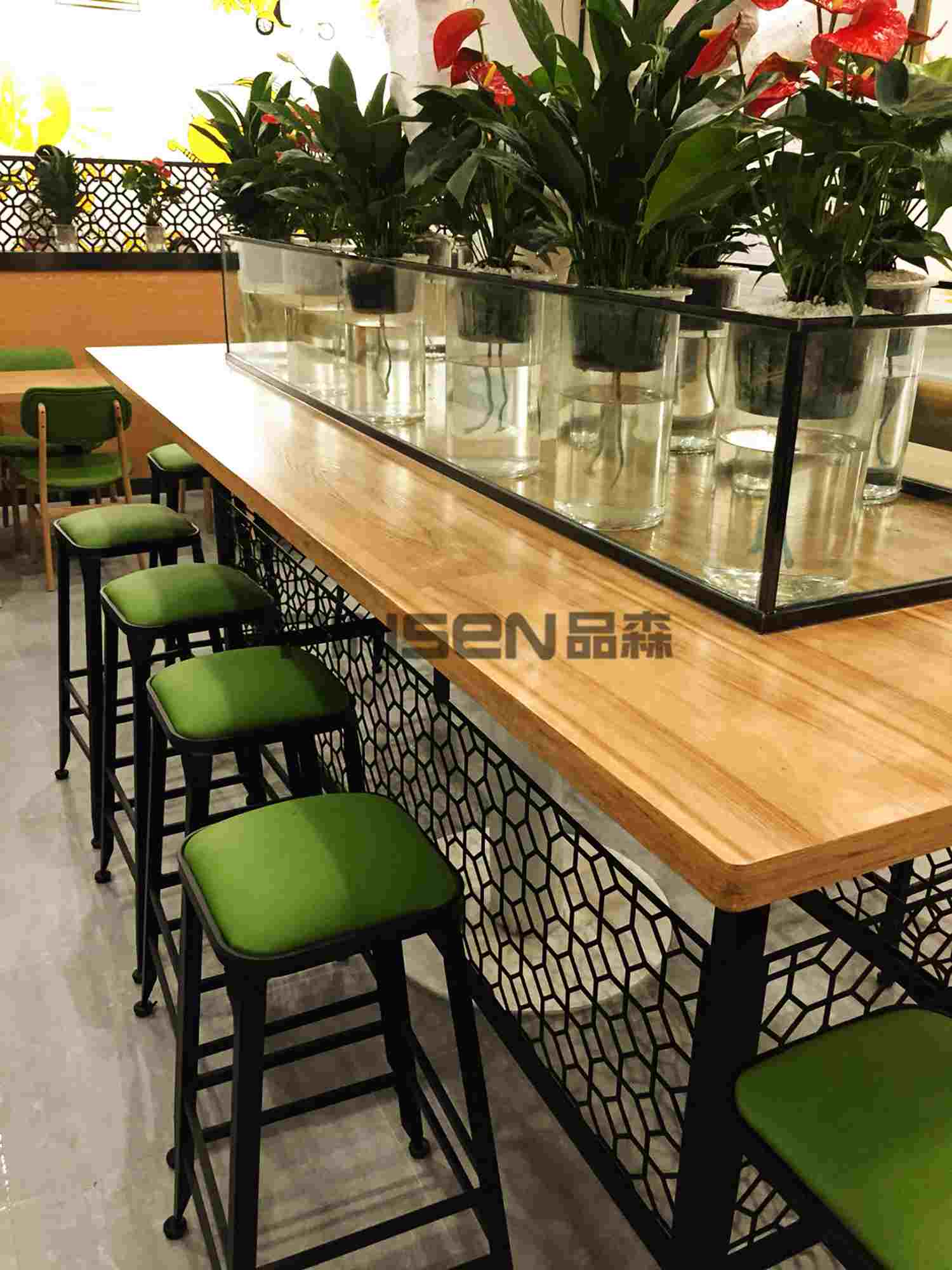 魚(yú)香家宴主題餐廳餐桌椅卡座